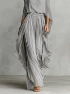 Conjunto en Chiffon Gris: Top y Pantalón