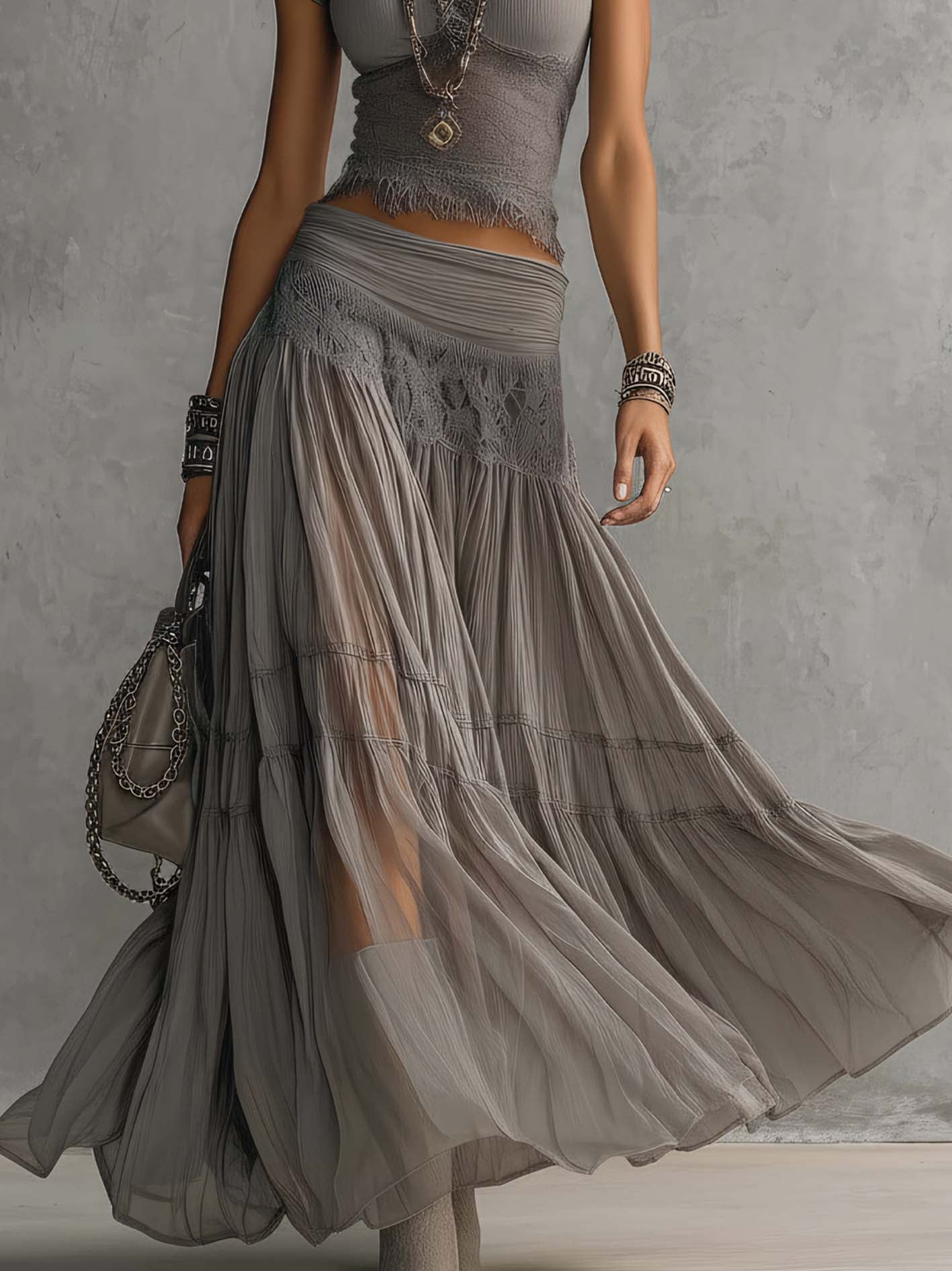 Nika | Conjunto de Encaje con Falda Maxi Plisada
