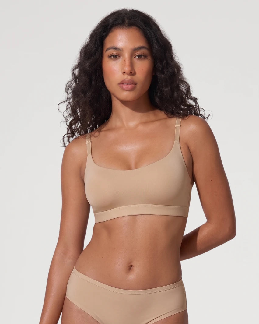 Bralette Sin Costuras Sin Relleno con Escote Redondo