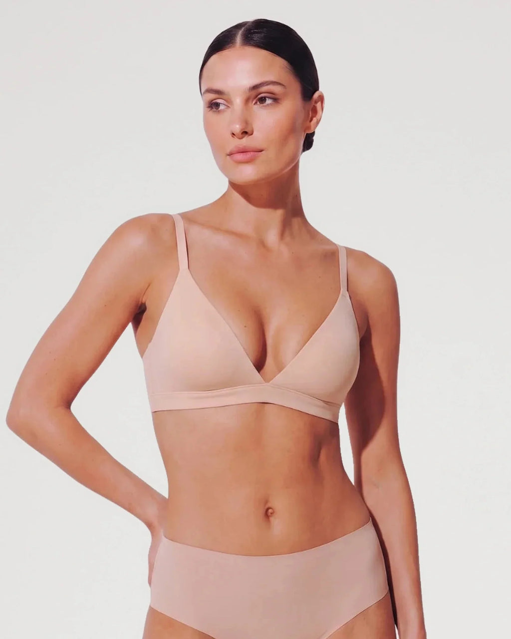 Bralette Diario Escotado Sin Aros con Relleno