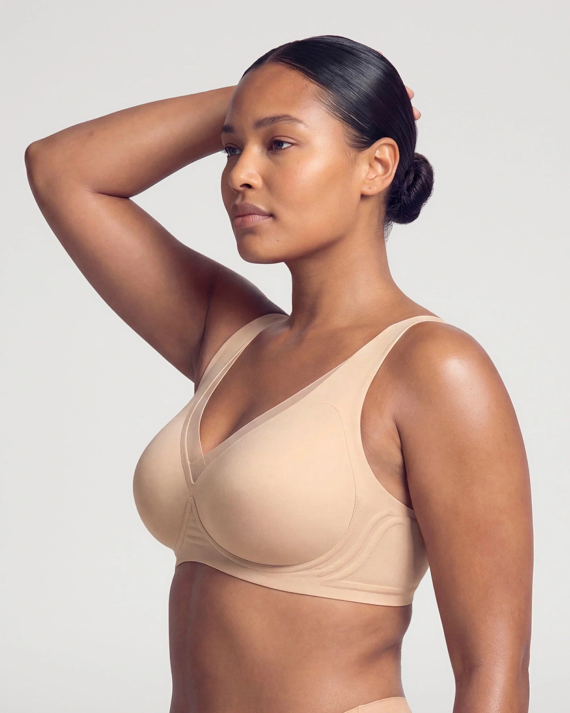 Sujetador Push-Up Escotado de Tul Sin Aros y Sin Costuras