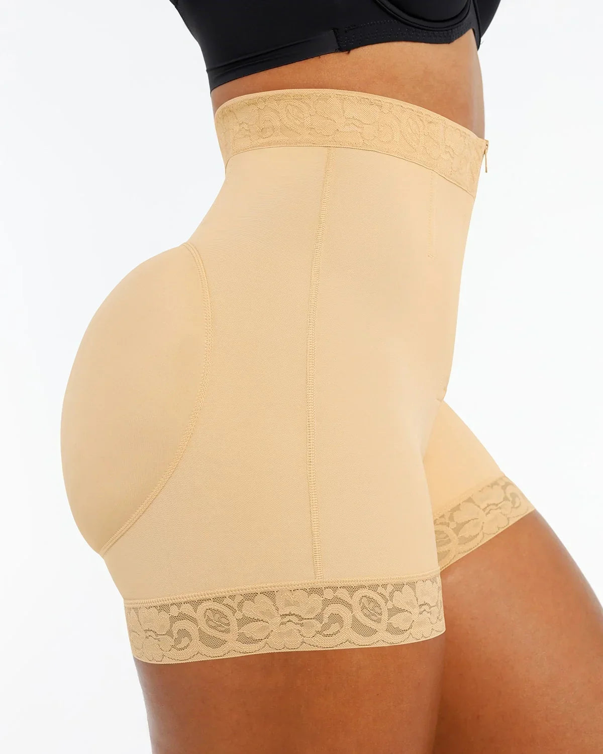 Short Moldeador de Encaje con Varillas y Control Abdominal