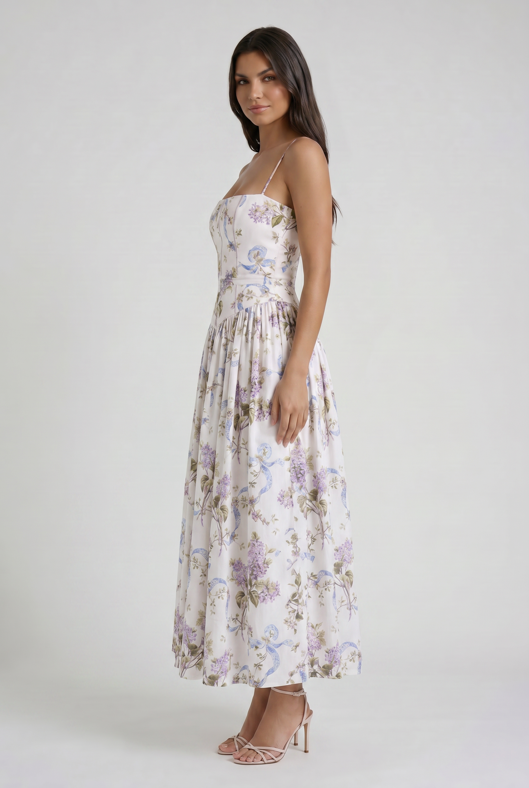 Ysabella - Vestido Midi Atemporal