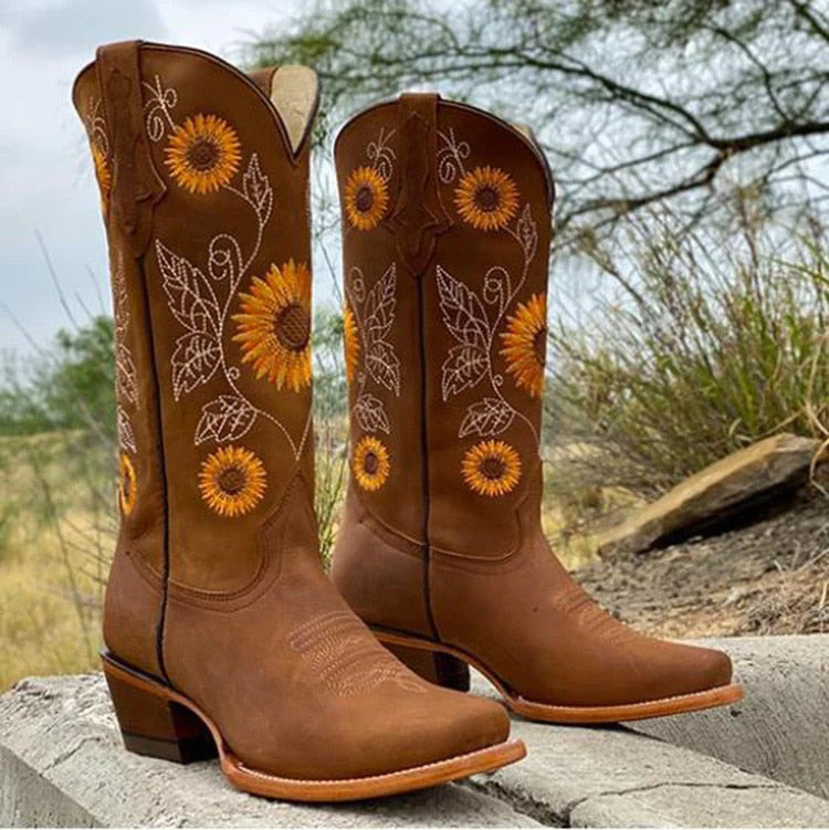 Fiorella | Botas Western con Bordado Floral