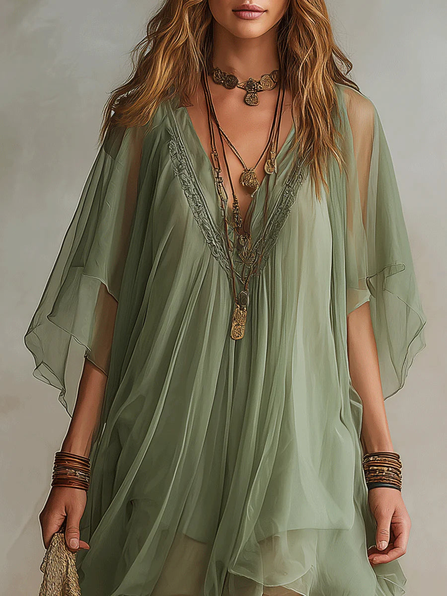 Vestido Mini Vaporoso en Chiffon Verde con Escote en V