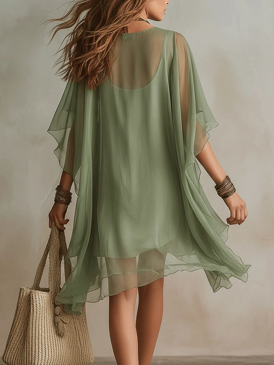 Vestido Mini Vaporoso en Chiffon Verde con Escote en V