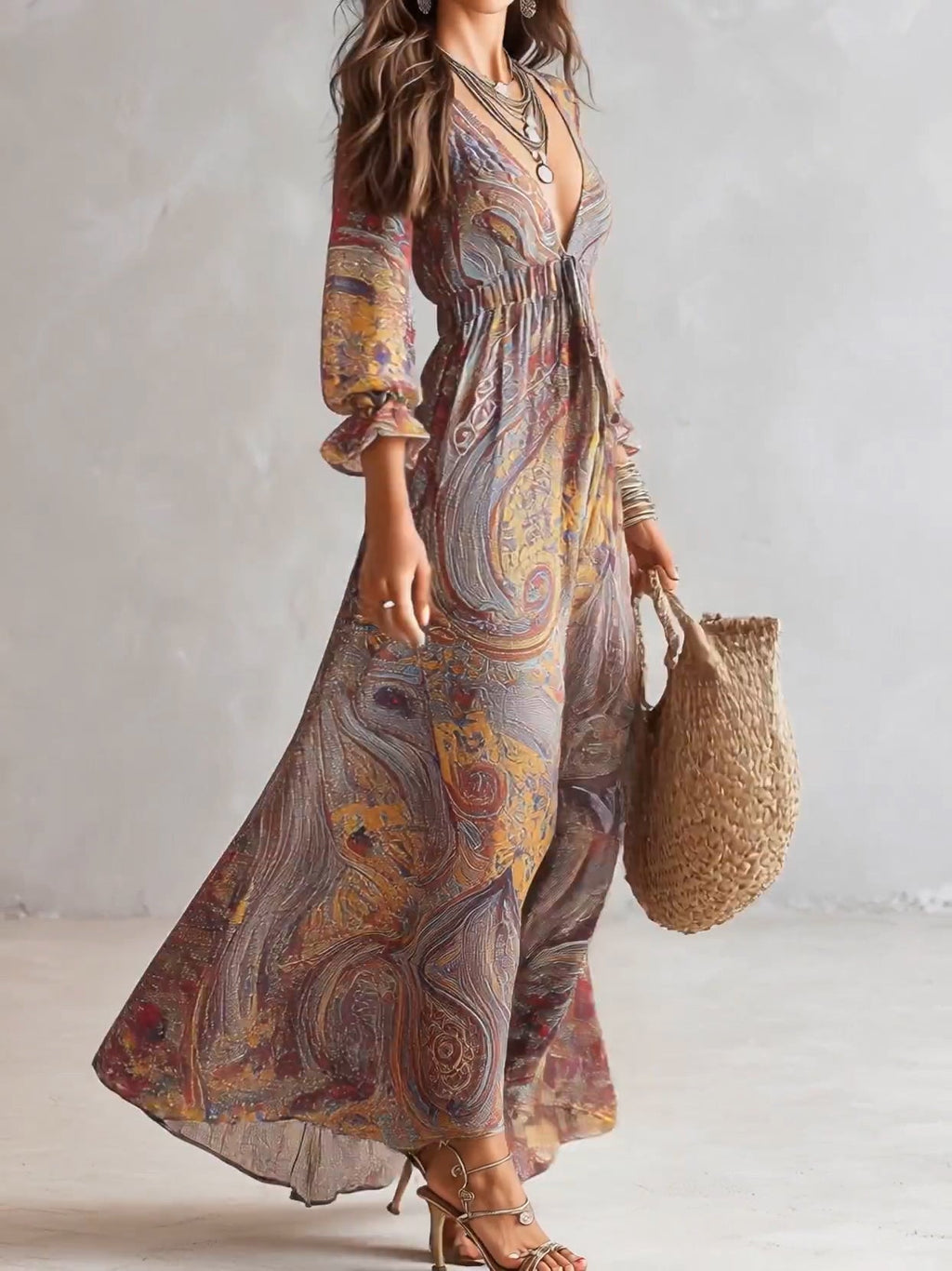 Vestido Maxi en Chiffon con Estampado Paisley y Escote en V