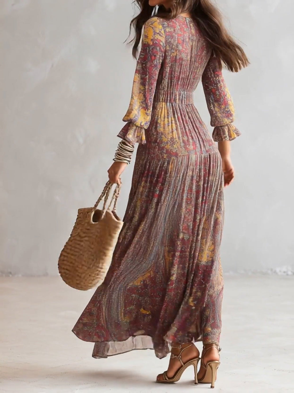 Vestido Maxi en Chiffon con Estampado Paisley y Escote en V