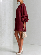 Ilaria | Vestido Mini en Mezcla de Lino con Puños de Rosa, Burdeos