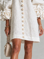 Chiara | Vestido Mini en Mezcla de Lino con Puños de Rosa, Blanco