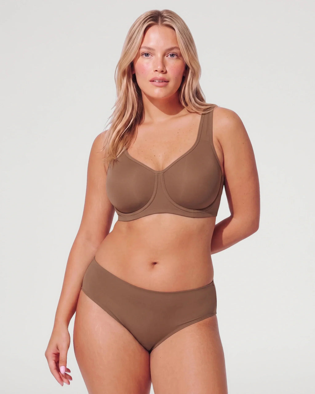 Sujetador de Cobertura Completa Sin Relleno con Aro