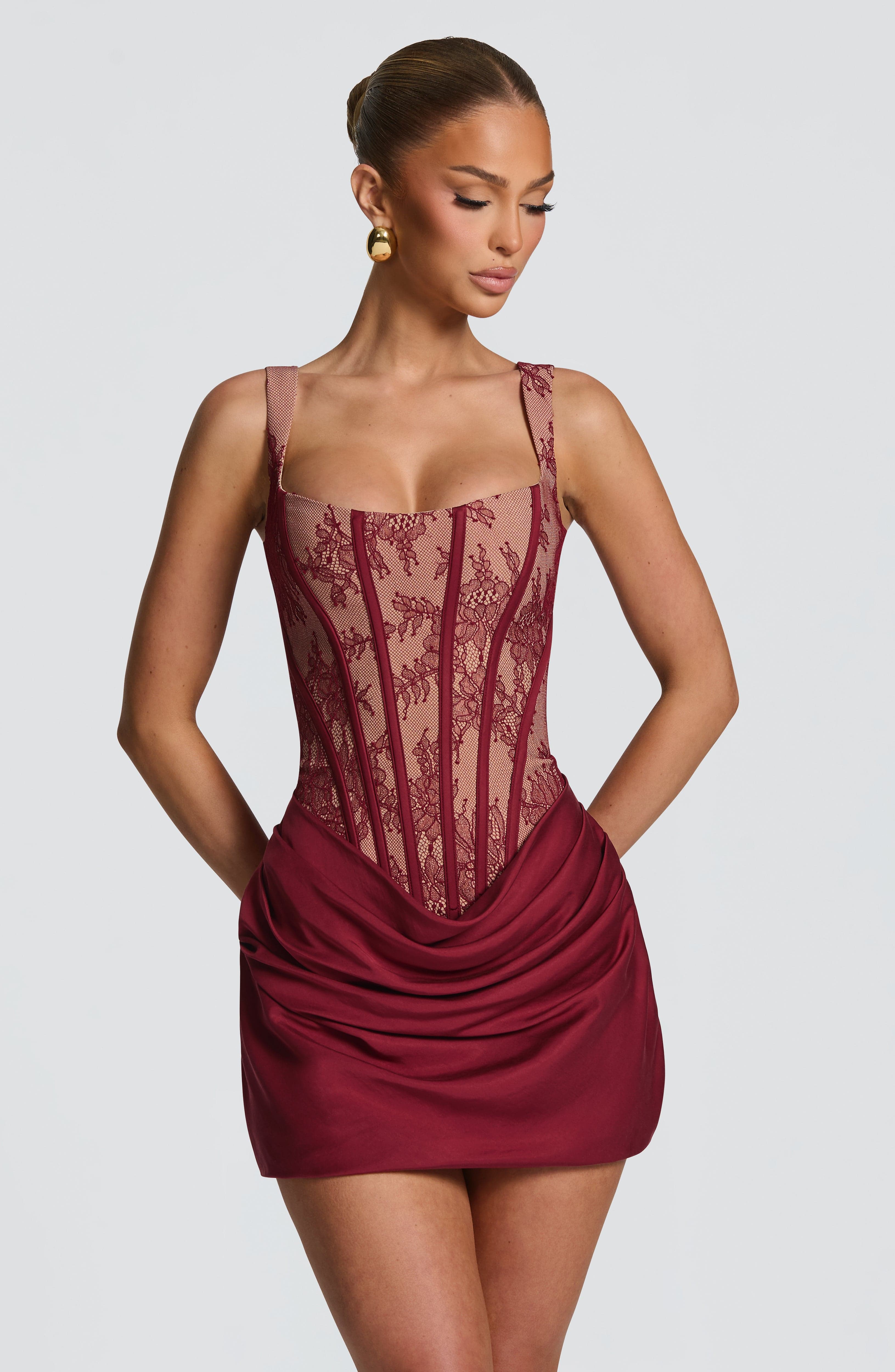 Vestido corto Cornelia - Encaje burdeos