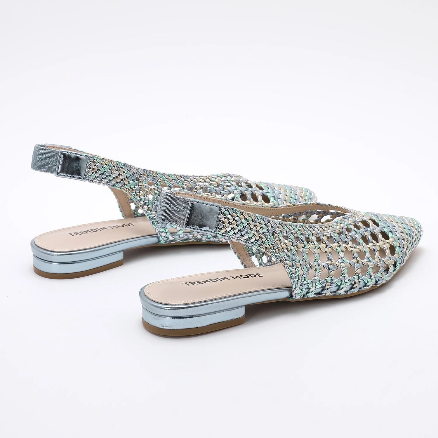 TRENDIVA™ | Sandalias Planas Trenzadas Puntiaguda