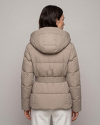 Chaqueta Acolchada Corta con Cinturón y Capucha